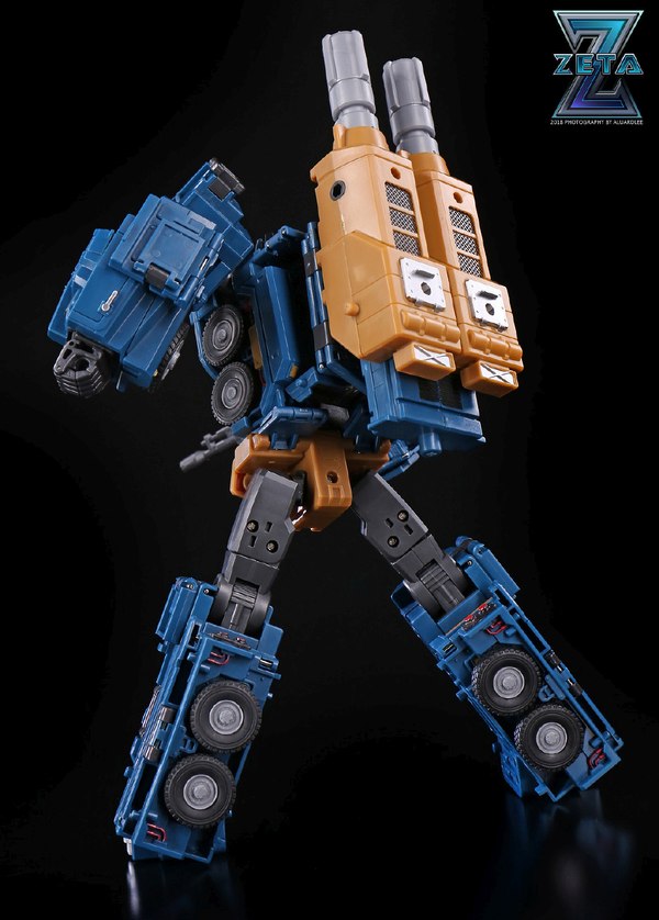 Zeta Toys Blitzkrieg Unofficial MP Style Onslaught Color Sample Photos Plus Not Bruticus 05 (5 of 30)